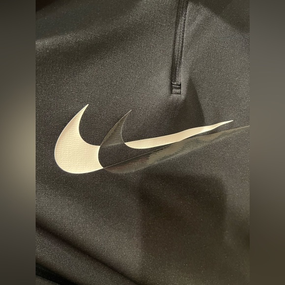 Nike Running black Dri Fit top - Picture 2 of 6